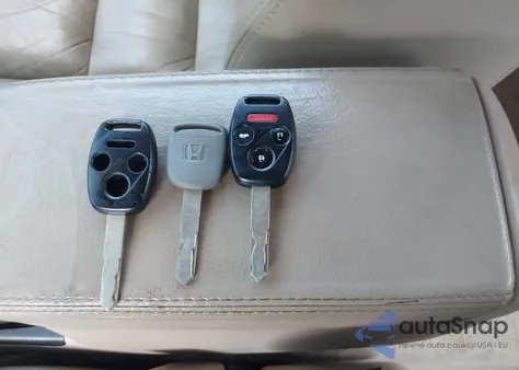 2004 Honda Accord 3.0 Ex from USA, damaged, VIN 1HGCM66584A053277